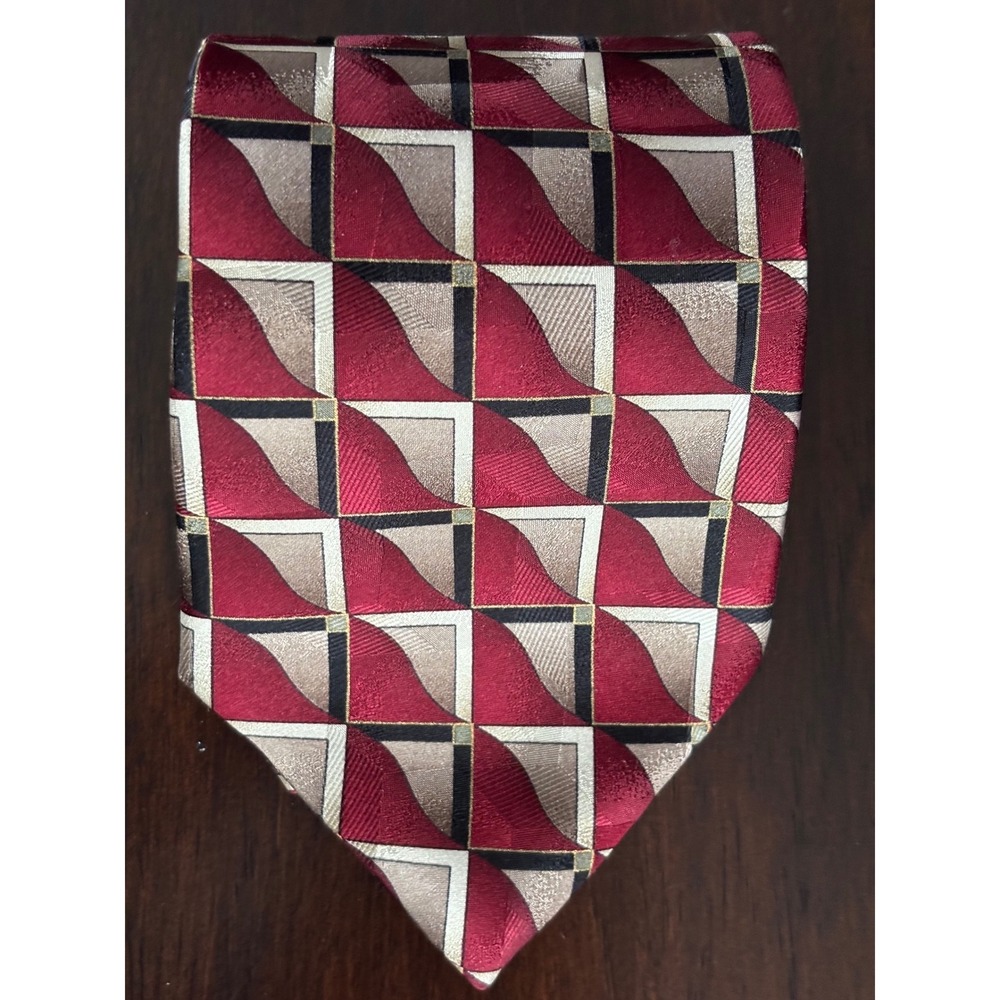 Palatina Men's Necktie Red‎ Beige Geometric Silk Made in USA Business Casual VTG